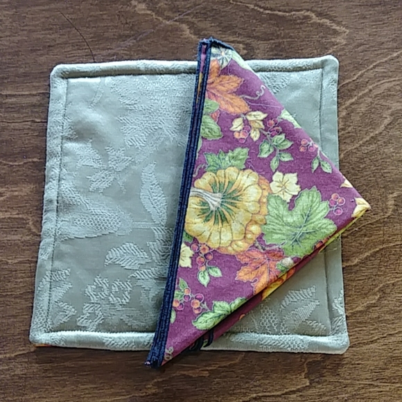 Handmade Fall Placemat Set - Picture 6 of 6